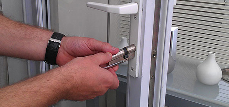 Commercial Door Lock Repair in West Rancho Dominguez